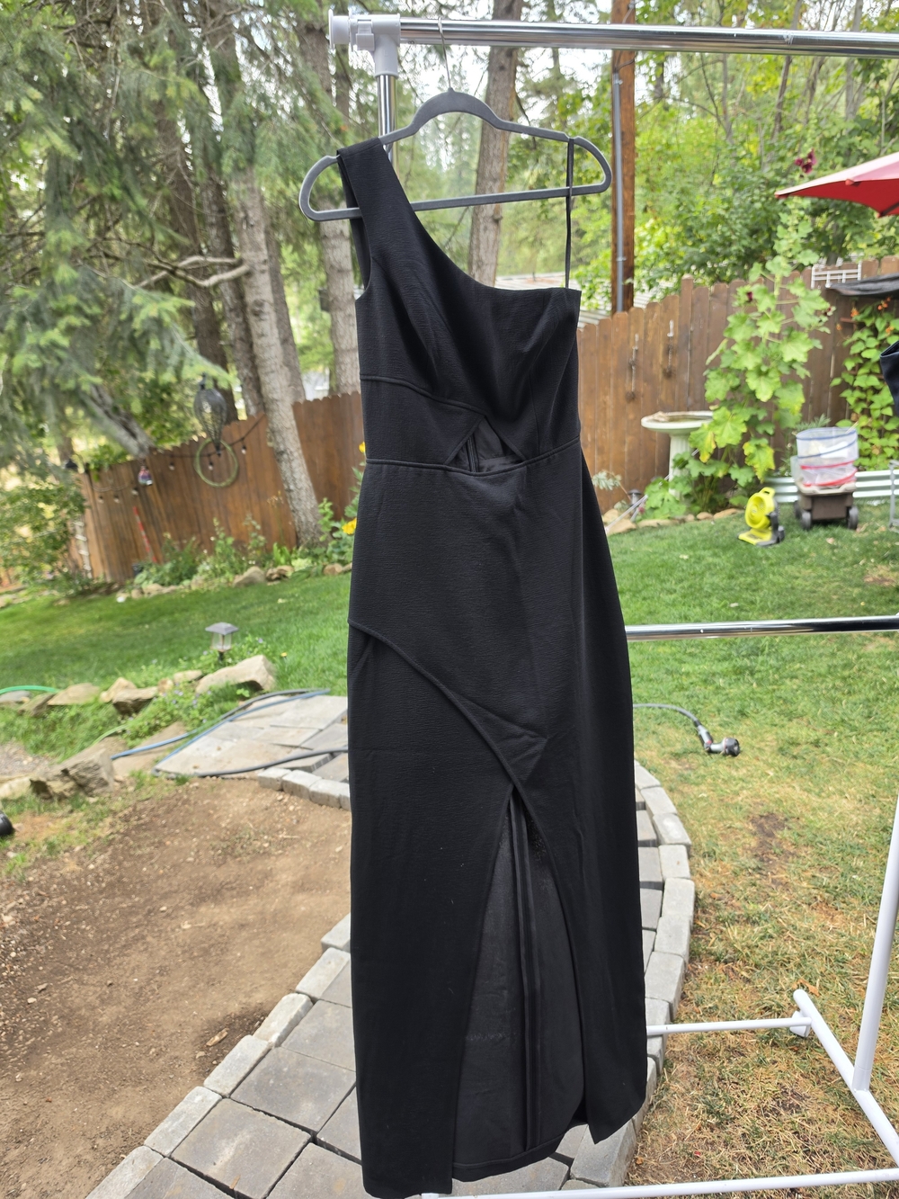 BCBG Kauri Gown Size 10